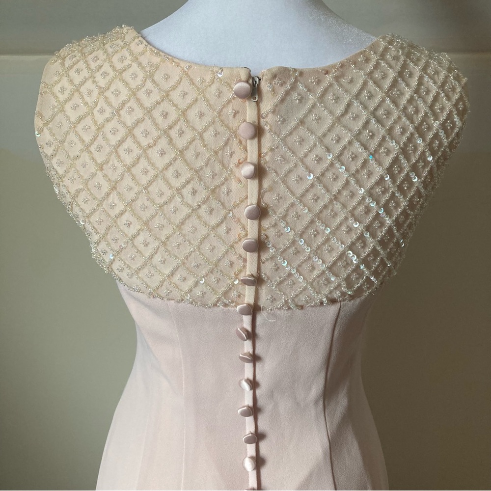 Donna Morgan Petites Silk Blush Pink Beaded Sheath Cocktail Dress Est. Size 2/4P - Picture 5 of 7